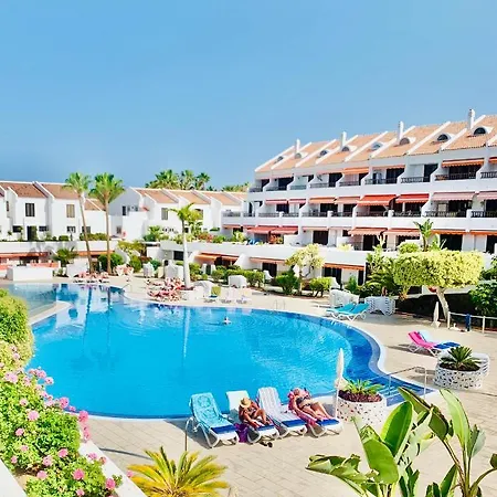 Parque Santiago, Playa De Americas With Parking * Плая-де-лас-Америкас